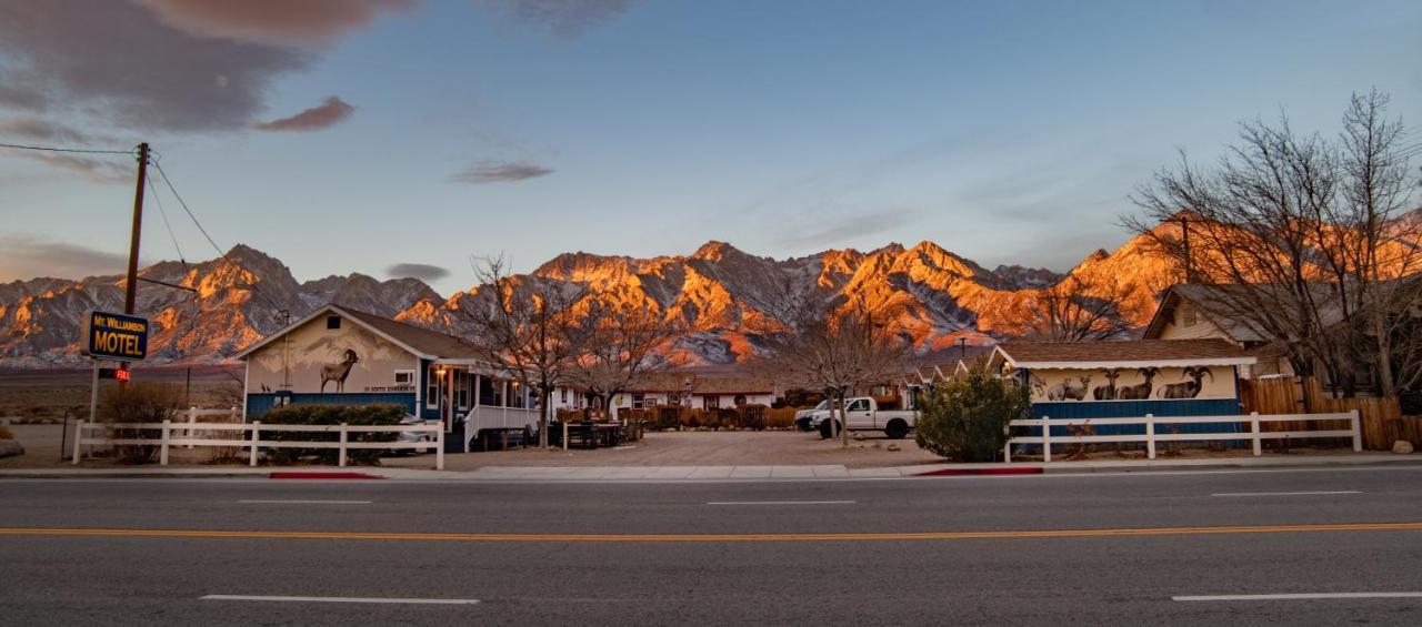 Mt Williamson Motel And Basecamp Independence Extérieur photo